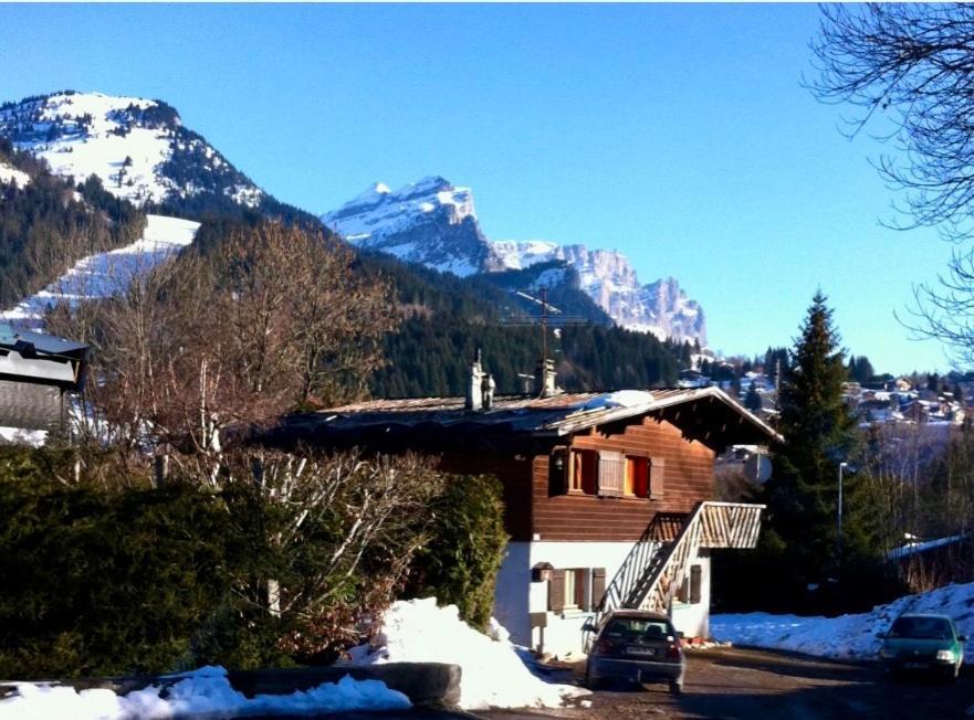 Charmant Appartement Dans Chalet Les Carroz d'Araches Exteriör bild